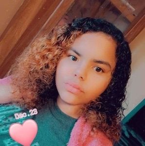 Meet your Posher, Kaya